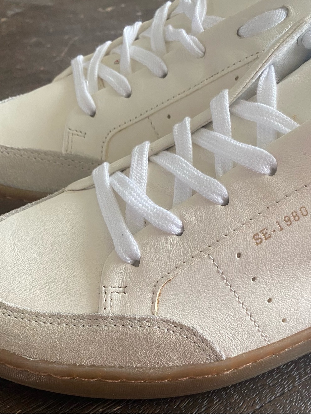 Sam Edelman Women’s Classic White Leather Sneakers with Black Heel Accent Size 9 - Picture 9 of 16